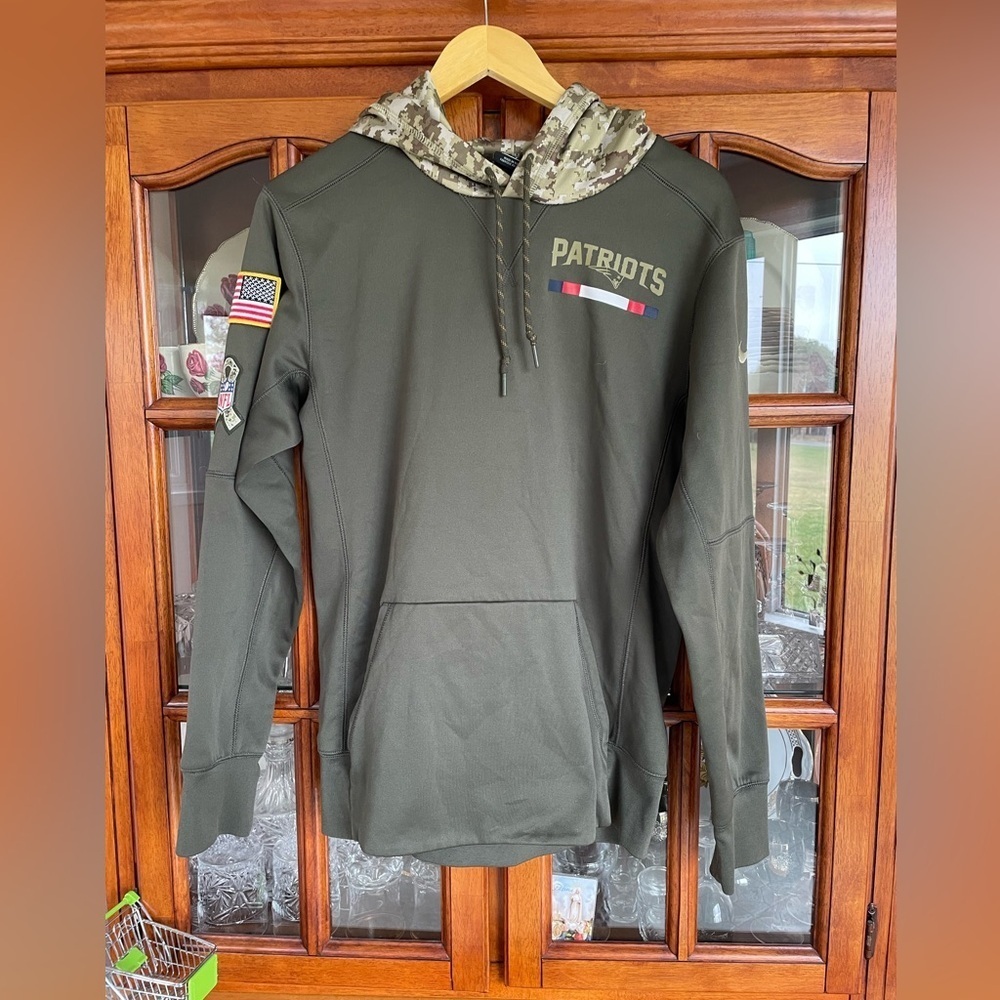 Salute To Service New England Patriots Hoodie Camo On Field Nike Dri-fit Sz S​​​